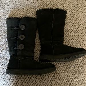 Black Ugg boots size 7